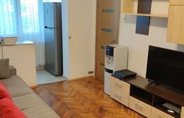 Apartament 3 camere, 48 mp,  zona Sagului