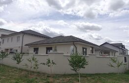 Casa 3 camere, 82mp utili + 18mp garaj, Mosnita Veche