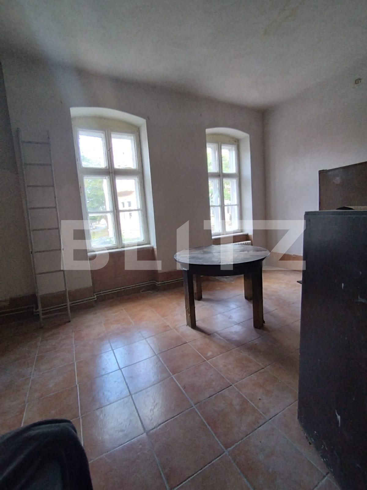 Apartament de vânzare 4+ camere Semicentral - 122853AV | BLITZ Timișoara | Poza1