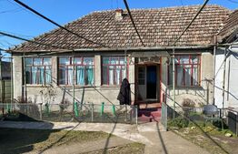 Casa 3 camere, 250 mp, zona Pesac