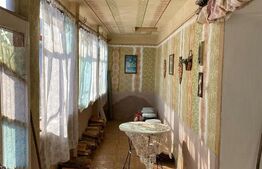 Casa 3 camere, 250 mp, zona Pesac