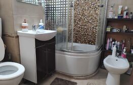 Apartament 3 camere, 62 mp, zona Lipovei