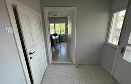 Apartament la vila, 4 camere, 2 bai, curte comuna, zona Olimpia Stadion