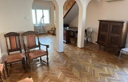 Apartament la vila, 4 camere, 2 bai, curte comuna, zona Olimpia Stadion