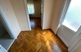 Apartament la vila, 4 camere, 2 bai, curte comuna, zona Olimpia Stadion