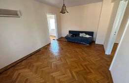 Apartament la vila, 4 camere, 2 bai, curte comuna, zona Olimpia Stadion