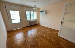 Apartament la vila, 4 camere, 2 bai, curte comuna, zona Olimpia Stadion