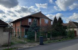 Casa individuala la rosu, 200mp, Dumbravita vatra veche