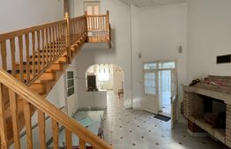 Casa 7 camere, P+M  in zona Rebreanu-Spitalul Judetean