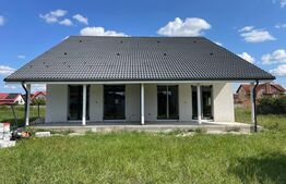 Duplex cu 3 camere, 115 mp utili, Mosnita Noua