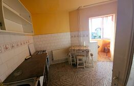 Apartament 3 camere, 70 mp, zona Dambovita