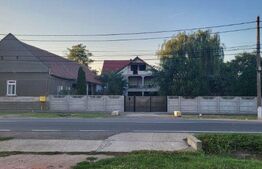 Casa constructie noua, 10 camere, 300mp, teren 4697 mp, Exterior Nord