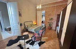 Apartament 3 camere, spatios, 115mp, cladire istorica, zona Sinaia