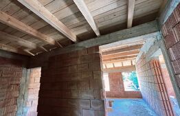 Casa 7 camere, 265 mp, teren, 344 mp, zona Lipovei