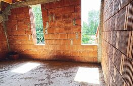 Casa 7 camere, 265 mp, teren, 344 mp, zona Lipovei