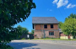 Casa 7 camere, 265 mp, teren, 344 mp, zona Lipovei