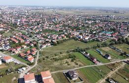 Teren intravilan, 2600 mp, front de 33 ml, Giroc