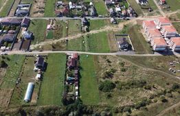 Teren intravilan, 2600 mp, front de 33 ml, Giroc