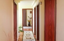 Casă spațioasă, 5 camere, 200mp, oportunitate versatilă, Giroc