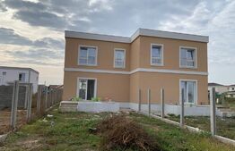 Casa tip duplex P+E pe calea  Urseni