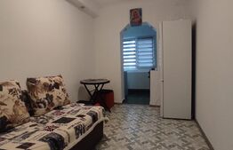 Garsoniera, 17 mp, centrala proprie, zona Lipovei