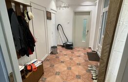 Apartament mobilat, loc parcare, de 3 camere, 91 mp Sinaia