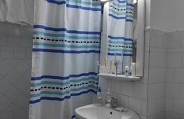 Apartament de 3 camere, 58 mp, centrala proprie si balcon, zona Girocului