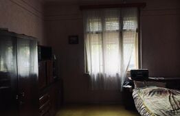 Casa 4 camere, 100 mp,   zona Lipovei