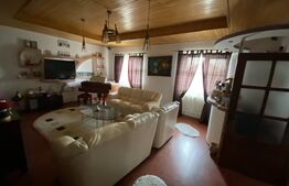 Duplex  14 camere, 451mp utili, cochet, 500mp teren, in Utvin