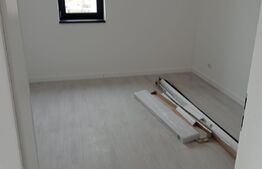 Penthouse 3 camere, decomandat, 83 mp, 251mp terase,  Plopi