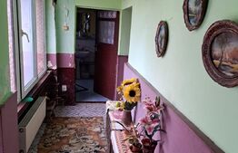 Casa batraneasca, 3 camere, 148mp, Sanandrei