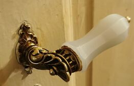 Ocazie, apartament 220 mp in Piata Victoriei, vedere la catedrala/Timisoara