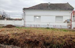 Casa individuala renovabila, 7 camere, 219mp utili, 647mp teren,  Remetea Mare