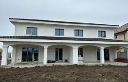 Duplex 8 camere, 300mp, Dumbrăvița 