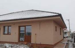  Duplex pe parter, 3 camere, 85mp, 325mp teren, Sag  