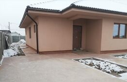  Duplex pe parter, 3 camere, 85mp, 325mp teren, Sag  