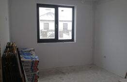 Doua unitati locative, Duplex pe parter, 198mp utili, 640mp teren in Sag