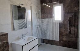 Oportunitate! Apartament 4 camere, 121mp, terasa 18 mp, 2 locuri de parcare, Dumbrăvița