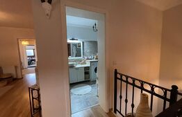 Apartament 3 camere, 60 mp, cochet, loc parcare, in Giroc