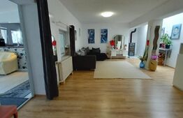 Casa individuala 7 camere, Su = 400mp, St = 1500mp, Varias