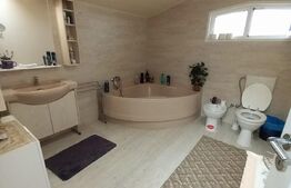 Casa individuala 7 camere, Su = 400mp, St = 1500mp, Varias