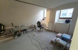 Spatiu comercial, 157mp, cochet, la demisol inalt, cladire istorica, renovat, zona Centrala