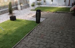 Casa 6 camere, 2 camere SAD la strada principala, potrivit Cabinet Veterinar, etc...