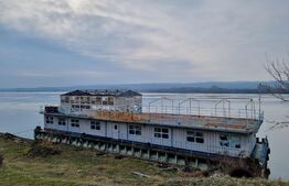 Hotel Plutitor, 100 tone, Dunare, Caras-Severin, Bazias