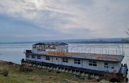 Hotel Plutitor, 100 tone, Dunare, Caras-Severin, Bazias