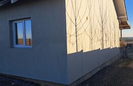 Casa finisata la cheie, 3 camere, 104mp, teren generos 690mp, Giarmata