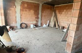 Duplex 5 camere, despartit prin garaj, 152 mp, Dumbravita