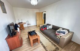 Apartament 3 camere, 70mp, decomandat, centrala proprie, zona Olimpia