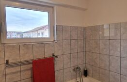 Apartament 3 camere, 55 mp, loc parcare, Lipovei