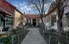 Casa istorica, 380 mp utili, teren 920, cu doua beciuri si acces auto in curte